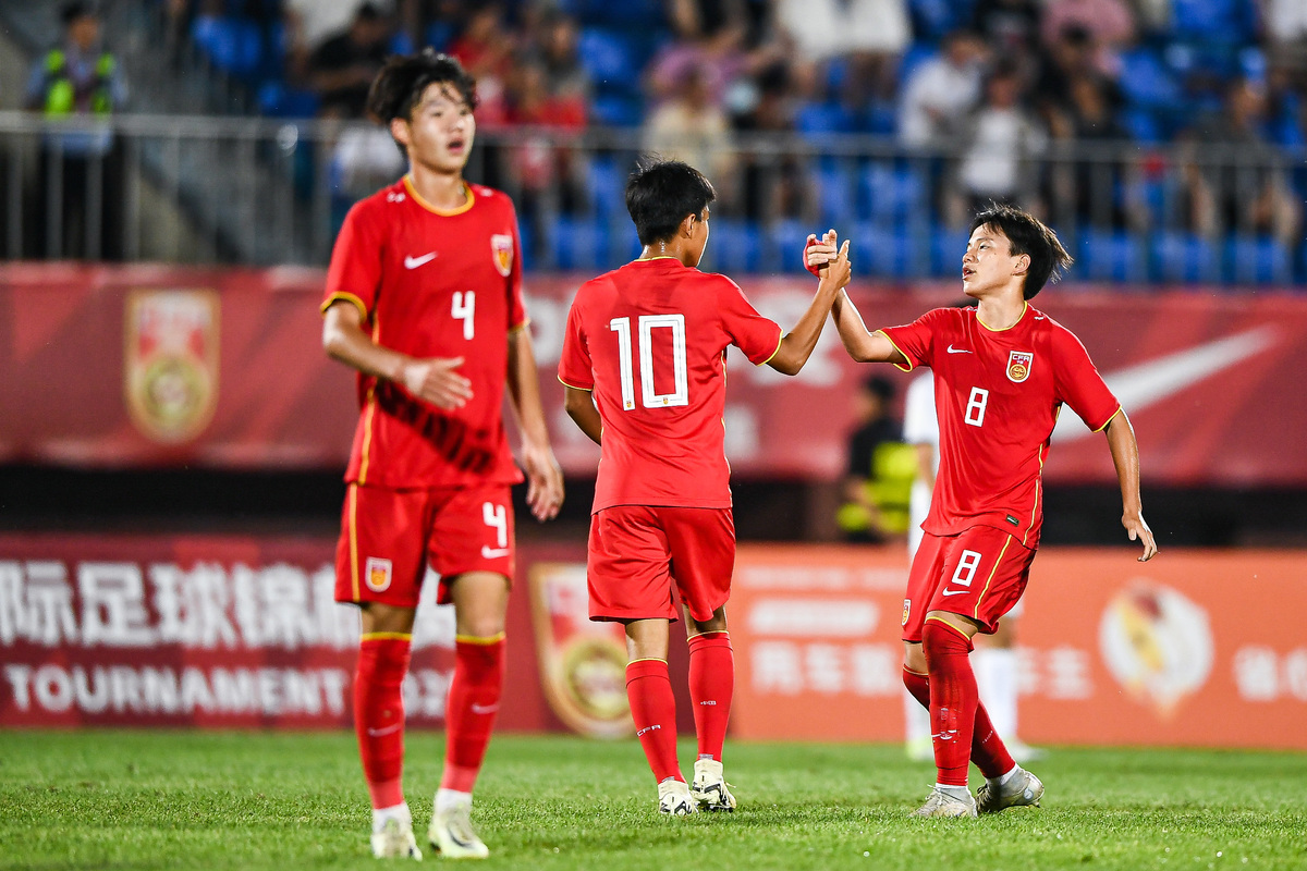 韩国国家队在东亚杯中取得完胜