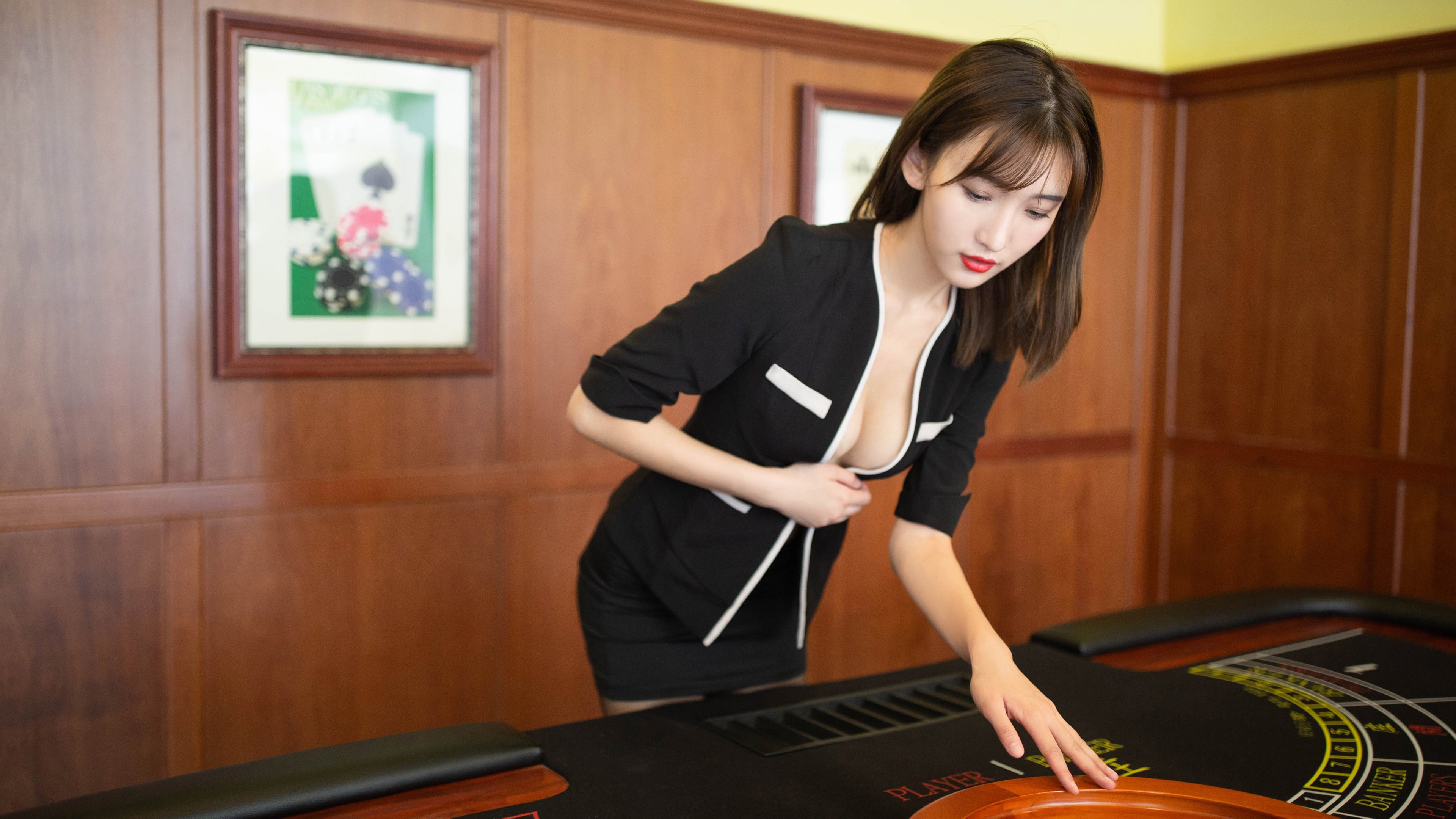 绿茵场上的错位艺术，当欧冠决赛的战术智慧轻取牙买加