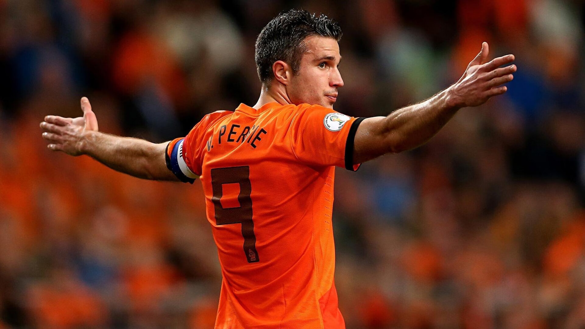 跨越时空的王者，从老鹰决胜局到欧冠半决赛的接管艺术