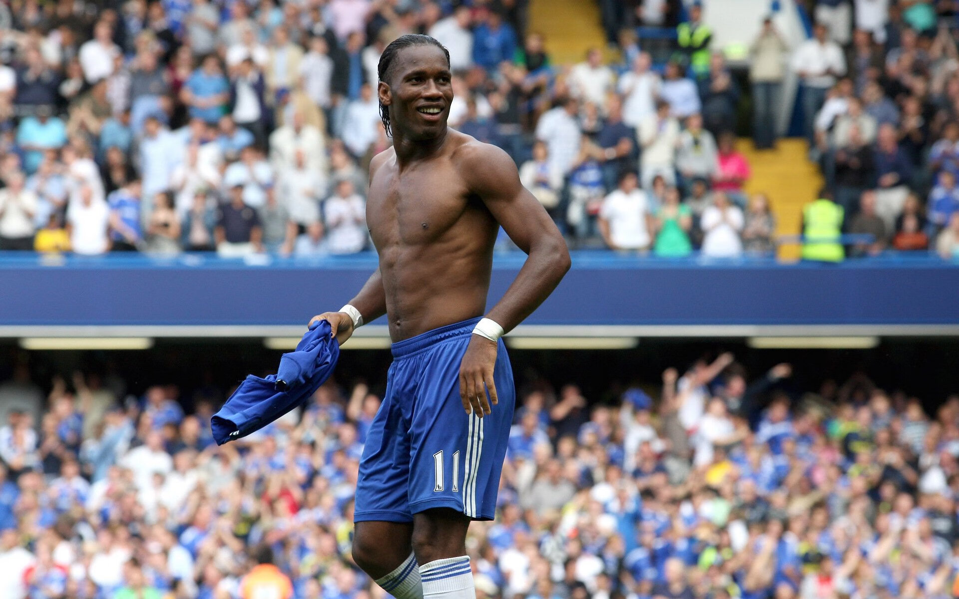 三笘薰彻底打爆防线，曼城速胜加纳，一场技术与战术的完美风暴