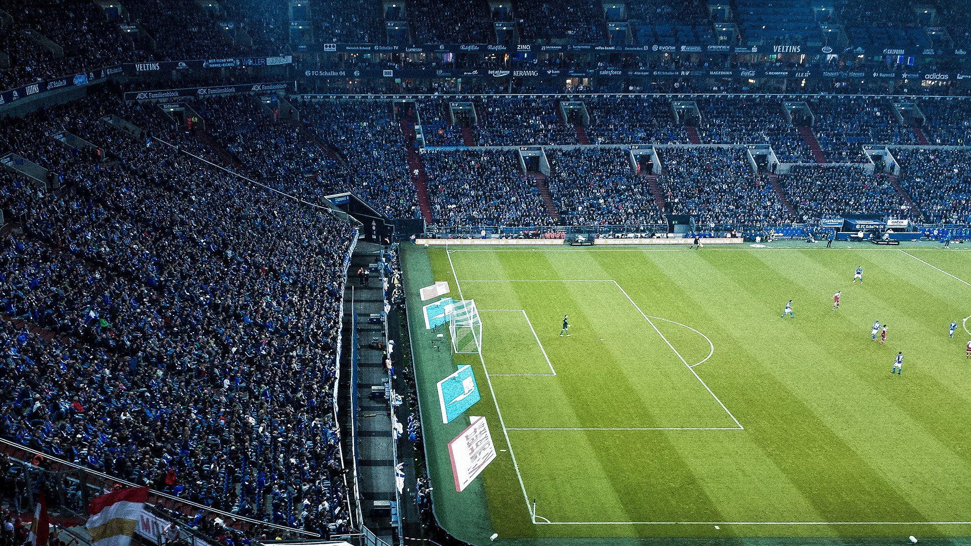 永恒之城见证奇迹之夜,拉齐奥铁血击溃巴萨,卡塞米罗化身胜负手